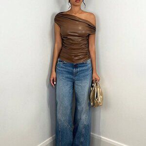 Brown Women's Casual Solid Color Asymmetric Neck Ruched Slim Fit T-Shirt